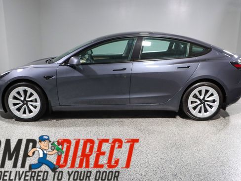 Used 2022 Tesla Model 3 Long Range image 10