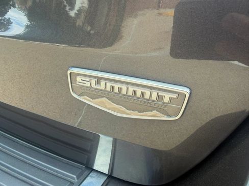 Used 2017 Jeep Grand Cherokee Summit AWD/4WD image 6