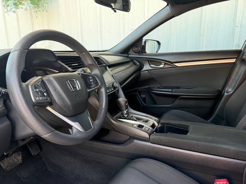 Used 2018 Honda Civic EX image 12