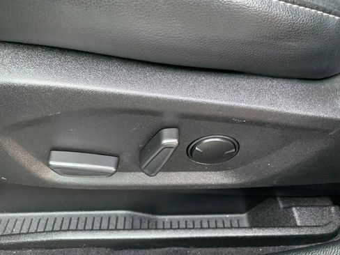 Used 2024 Ford Edge SEL w/ Convenience Package image 22