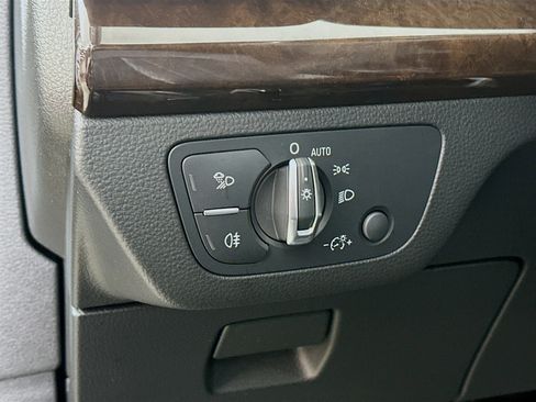 Used 2018 Audi Q5 2.0T Premium Plus w/ Premium Plus Package image 10