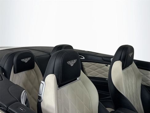 Used 2013 Bentley Continental GT image 30