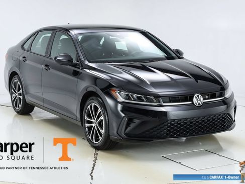 Used 2025 Volkswagen Jetta Sport FWD image 15