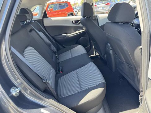 Used 2019 Hyundai Kona SE AWD/4WD image 15