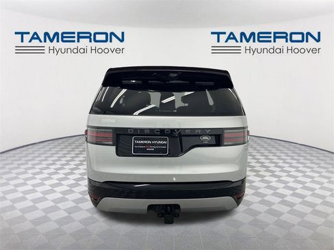 Used 2022 Land Rover Discovery S R-Dynamic image 4