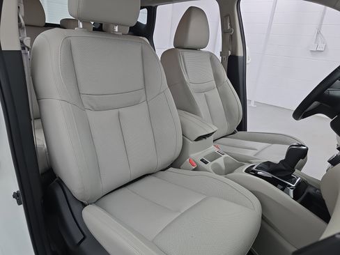 Certified 2022 Nissan Rogue Sport SL image 10