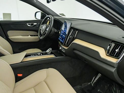 Used 2026 Volvo XC60 B5 Plus w/ Protection Package Premier AWD/4WD image 16