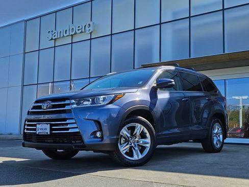 Used 2019 Toyota Highlander Limited AWD/4WD image 1