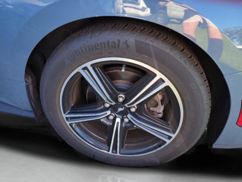 Used 2024 Ford Mustang Coupe RWD image 25