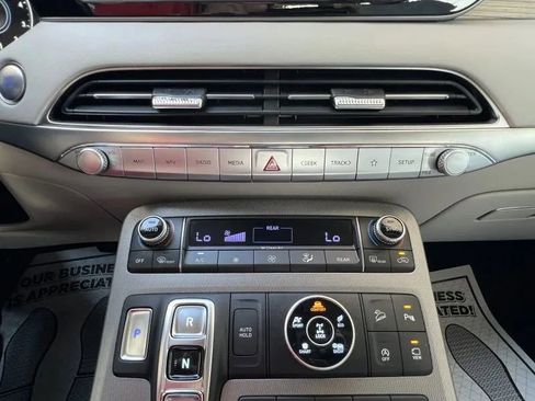 Used 2021 Hyundai Palisade Limited image 35