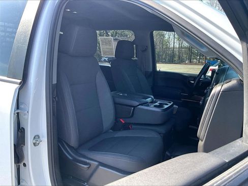 Used 2022 Chevrolet Silverado 2500 LT w/ Convenience Package image 16