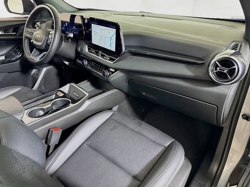 Certified 2025 Chevrolet Equinox LT w/ Convenience Package II FWD image 27