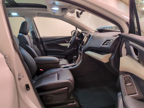 Certified 2022 Subaru Ascent Limited w/ Technology Package image 11