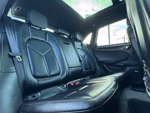 Used 2016 Porsche Macan S AWD/4WD image 41