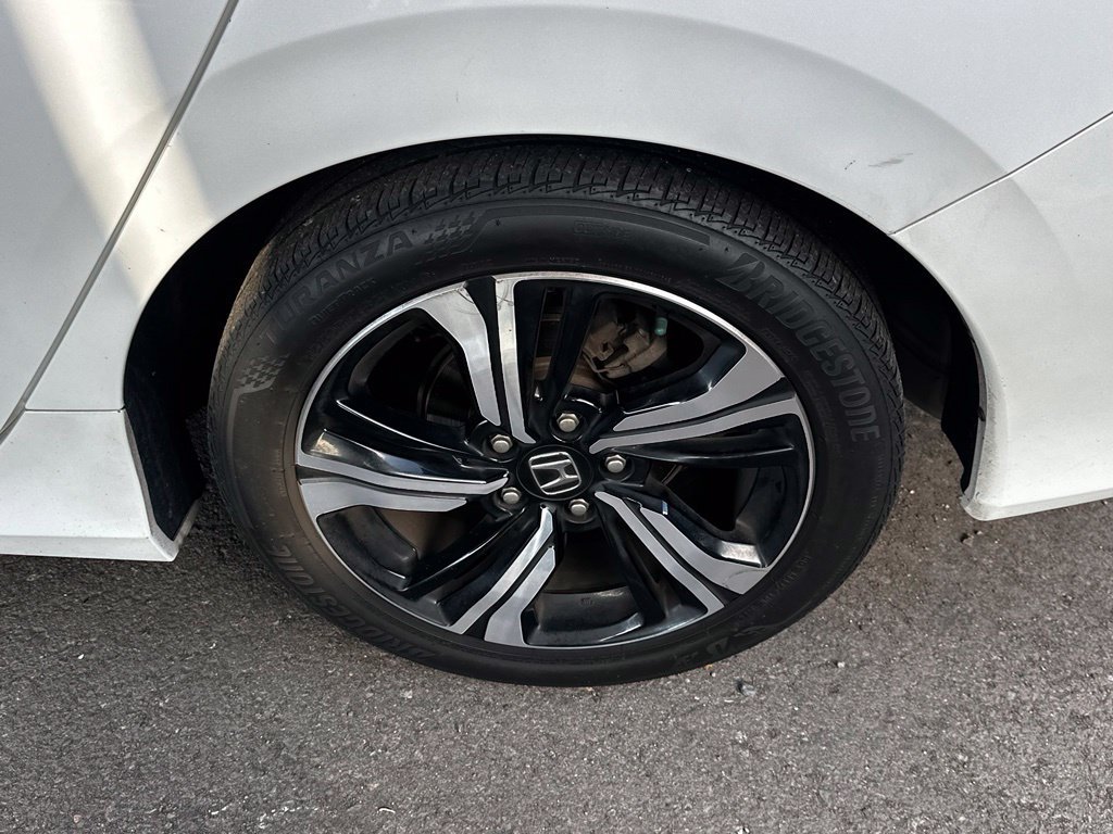 Used 2017 Honda Civic Touring image 17