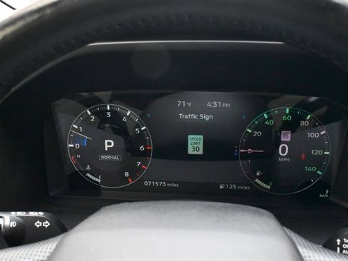 Used 2022 Mitsubishi Outlander SEL image 28