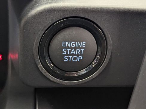 New 2025 Toyota Tacoma SR image 31