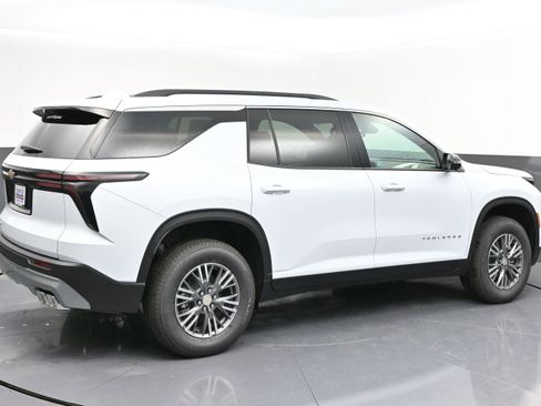New 2026 Chevrolet Traverse LT AWD/4WD image 7