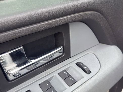 Used 2013 Ford F150 XLT image 12