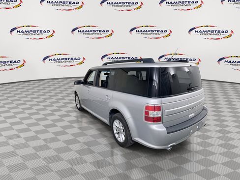 Used 2019 Ford Flex SE image 6