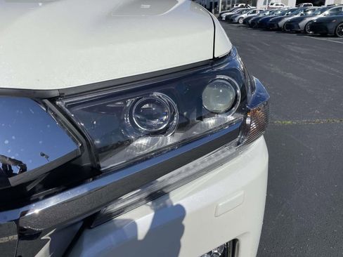 Used 2020 Toyota Land Cruiser Heritage Edition image 13