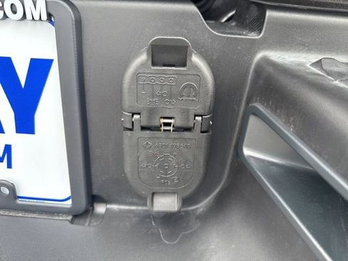 New 2026 RAM 2500 Tradesman AWD/4WD image 16