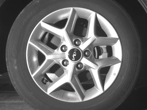 Used 2025 Kia Soul LX w/ LX Technology Package FWD image 13