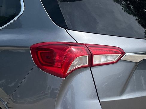 Used 2020 Buick Envision Essence FWD image 12