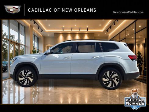 Used 2025 Volkswagen Atlas SE FWD image 6