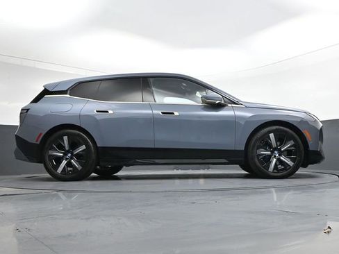 Used 2023 BMW iX xDrive50 w/ Premium Package image 29