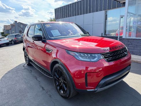 Used 2017 Land Rover Discovery HSE image 10
