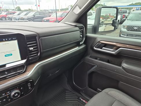 Used 2026 Chevrolet Silverado 2500 LT w/ All Star Edition AWD/4WD image 22