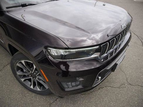 Used 2023 Jeep Grand Cherokee L Overland AWD/4WD image 3