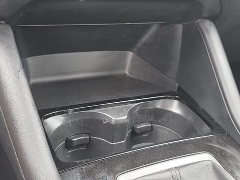 Used 2024 MAZDA MAZDA3 s FWD image 17