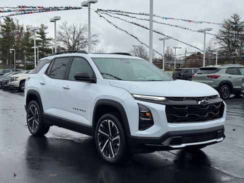 New 2026 Chevrolet Equinox RS image 3