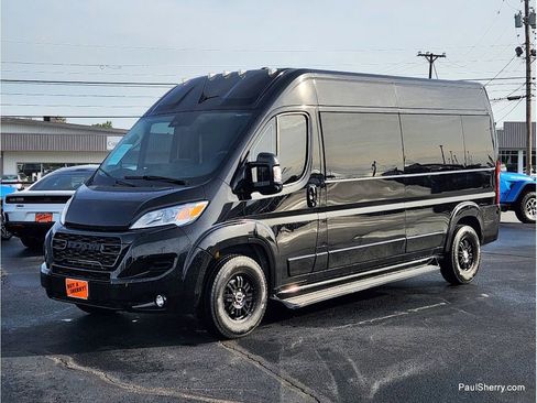 Used 2023 RAM ProMaster 2500 w/ Driver Convenience Group FWD image 23
