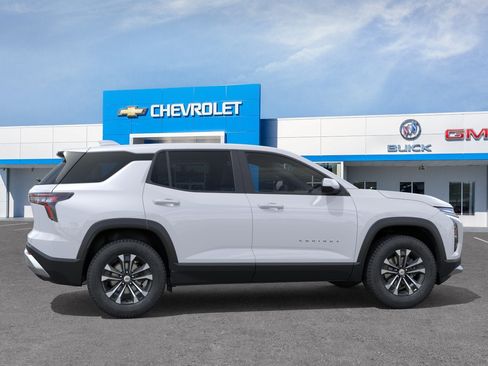 New 2027 Chevrolet Equinox LT FWD image 30