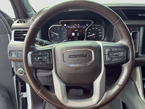 Used 2021 GMC Yukon Denali AWD/4WD image 18