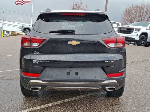 Used 2023 Chevrolet TrailBlazer ACTIV w/ Sun and Liftgate Package image 9