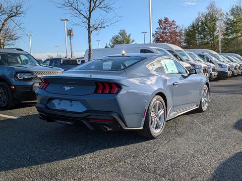 New 2026 Ford Mustang Coupe image 2