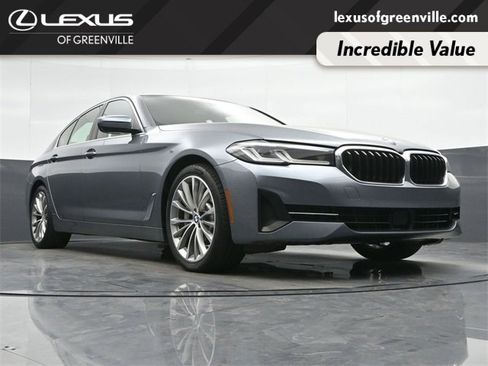 Used 2021 BMW 530i image 10