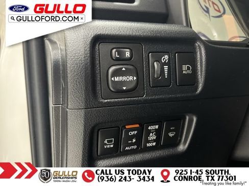 Used 2023 Toyota 4Runner Limited AWD/4WD image 19