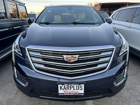 Used 2018 Cadillac XT5 Luxury image 3
