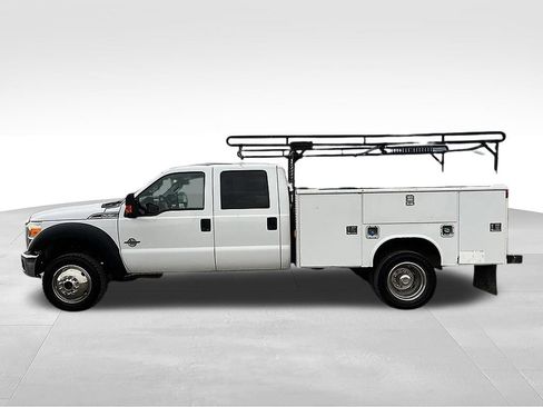 Used 2011 Ford F550 4x4 Crew Cab Super Duty w/ Payload Upgrade Pkg image 8