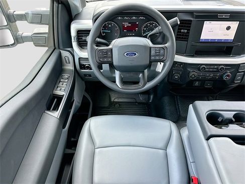 New 2025 Ford F550 4x4 Crew Cab image 14