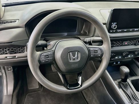 Used 2024 Honda Accord LX image 18