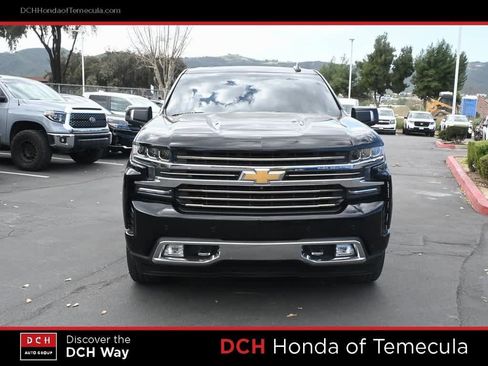 Used 2020 Chevrolet Silverado 1500 High Country w/ Technology Package image 2