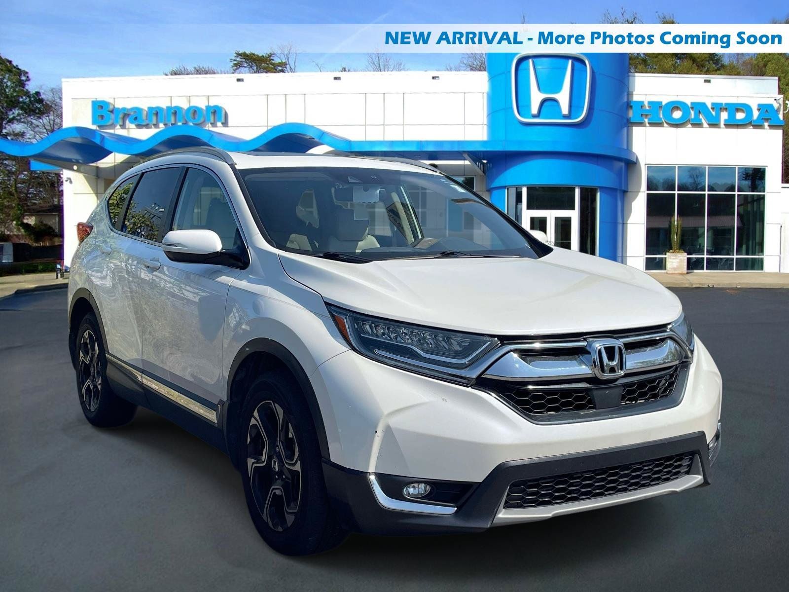 Used 2018 Honda CR-V Touring image 1