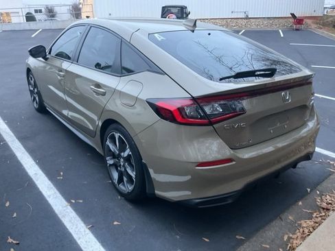 Used 2025 Honda Civic Sport Touring image 9