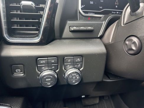 Used 2023 GMC Sierra 1500 Denali w/ Denali Reserve Package AWD/4WD image 7